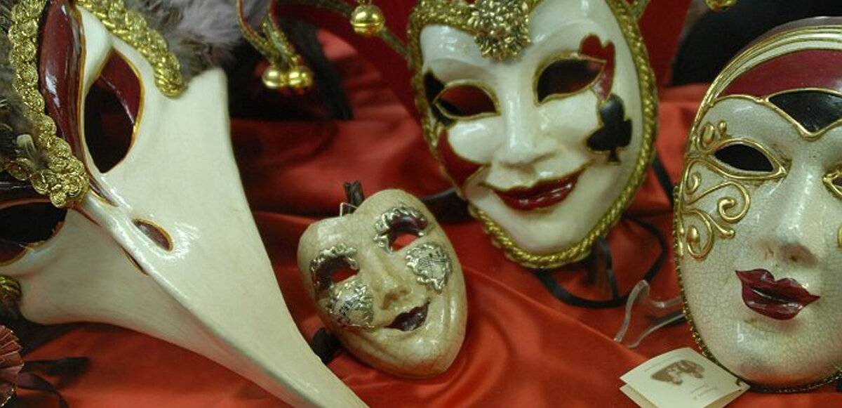 Sex in Masks: Rules or Dress Code